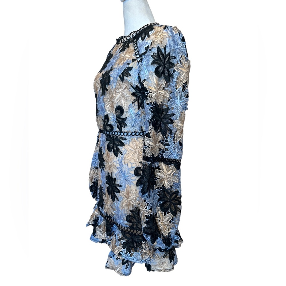 Lulu’s Crochet Lace Ruffled Come To The Party Floral Mini Dress Size Med NWT - Picture 8 of 14